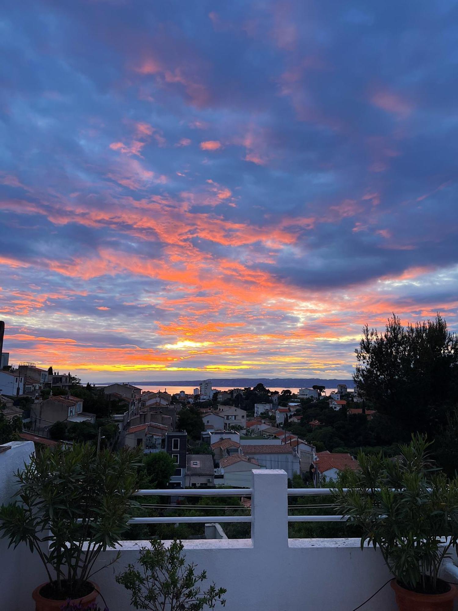 Charmant Studio-Terrasse Vue Mer Μασσαλία Εξωτερικό φωτογραφία